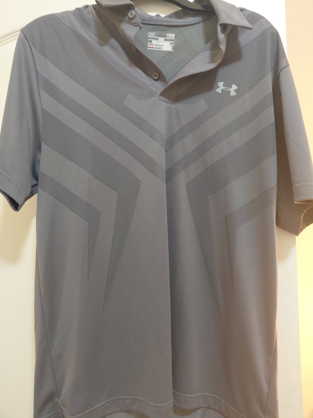 Under Armour Men’s Gray Short-Sleeve Polo Size L